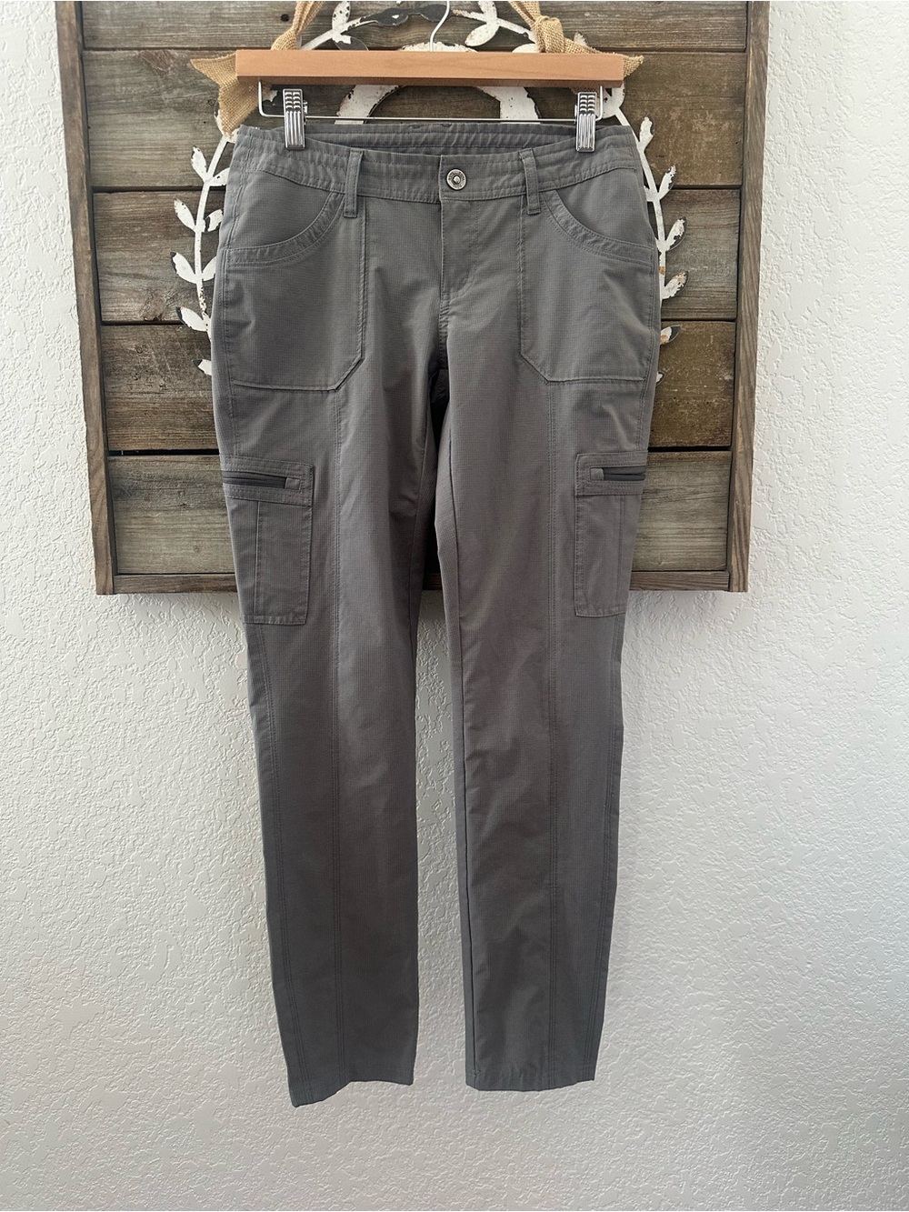 Kuhl Gray Cargo Pants - Stretch Utility‎ Trousers ladies size 4 Regular